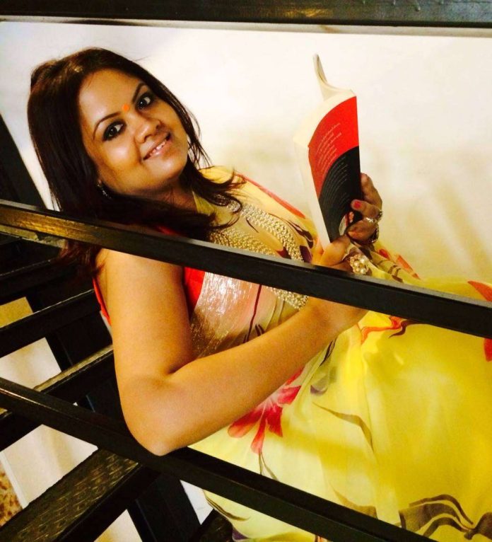 Sreemoyee Piu Kundu author