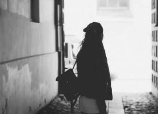 Anonymous Feather… woman lost